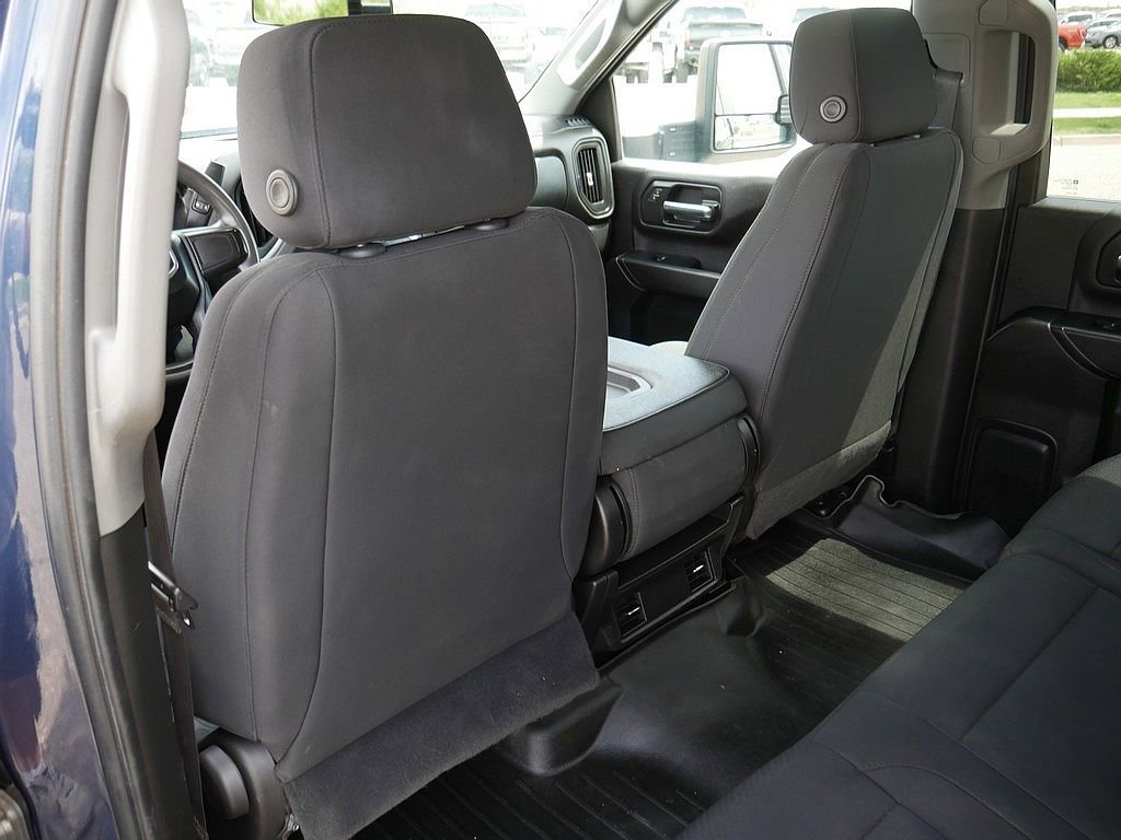 Used 2022 GMC Sierra 3500 Pro w/ Convenience Package AWD/4WD image 14