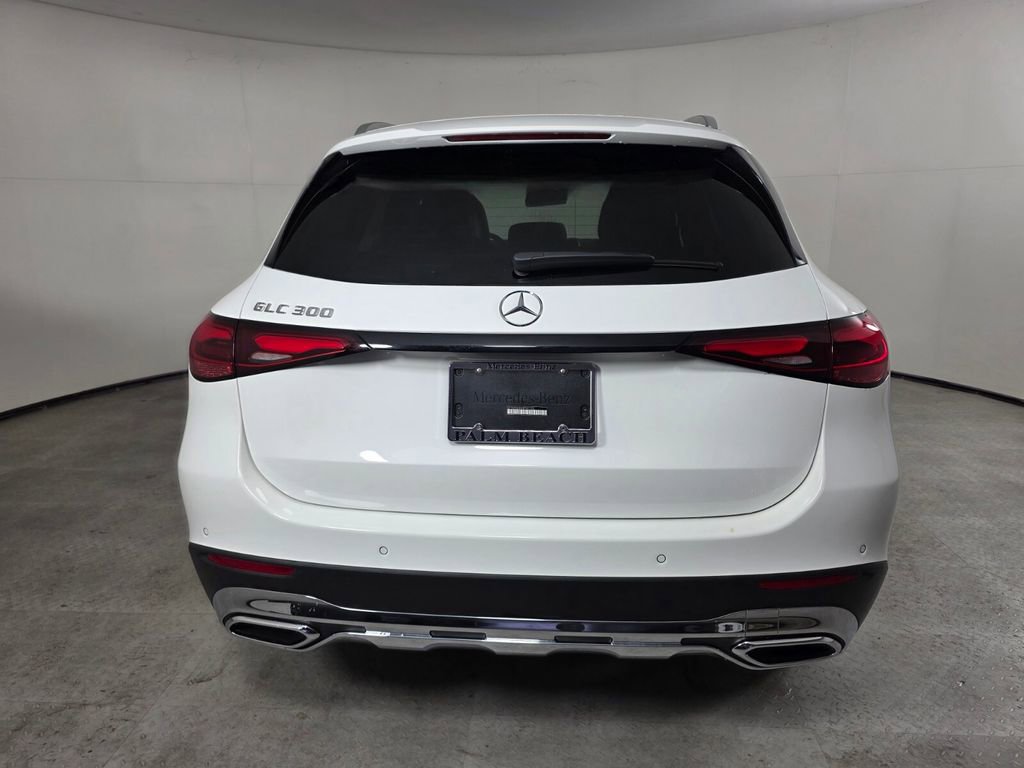 Certified 2025 Mercedes-Benz GLC 300 image 5