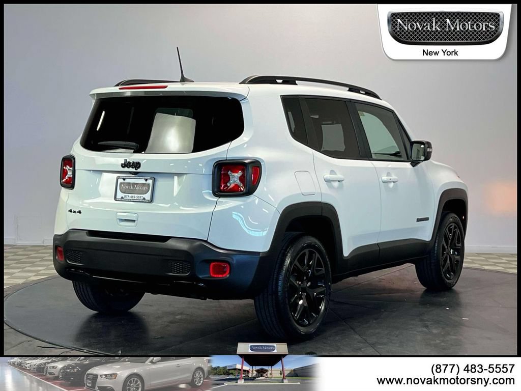 Used 2022 Jeep Renegade Altitude AWD/4WD image 8