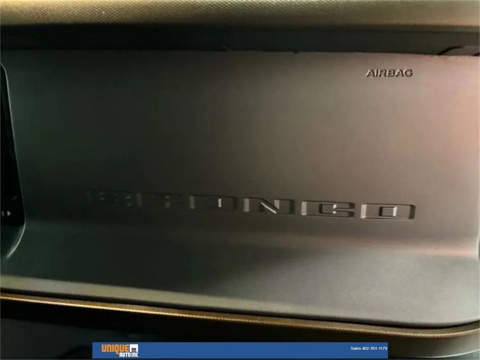 Used 2022 Ford Bronco Outer Banks image 16