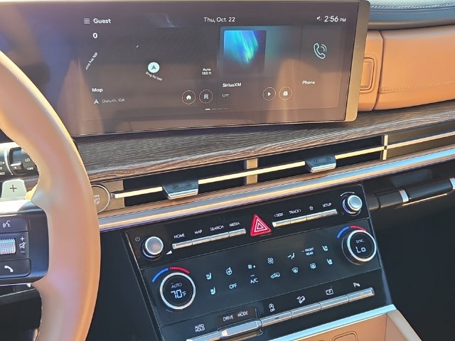 Used 2025 Hyundai Santa Fe Limited FWD image 22