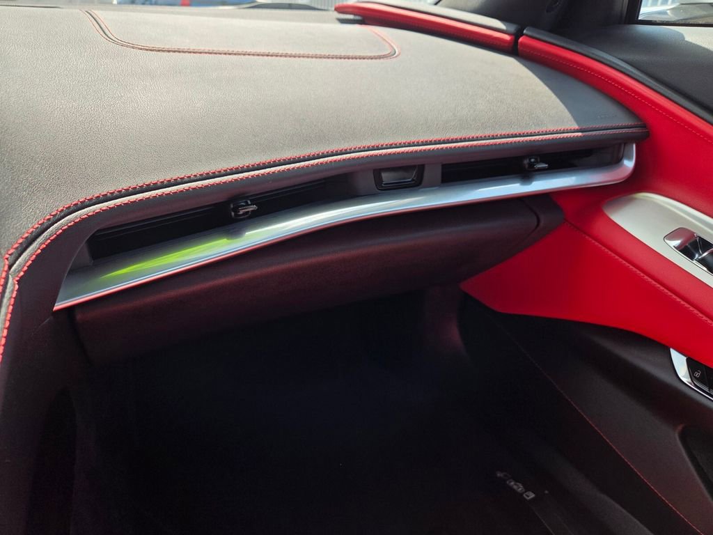 Used 2022 Chevrolet Corvette Stingray Preferred Cpe w/ Engine Appearance Package image 27