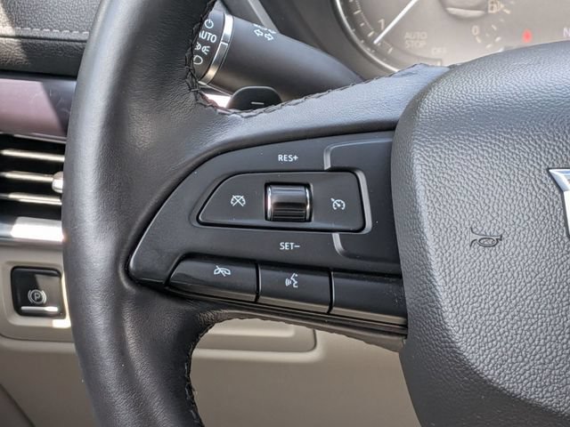 Used 2019 Cadillac XT4 Luxury FWD image 16