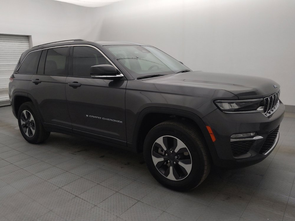 Used 2022 Jeep Grand Cherokee Limited 4xe image 11