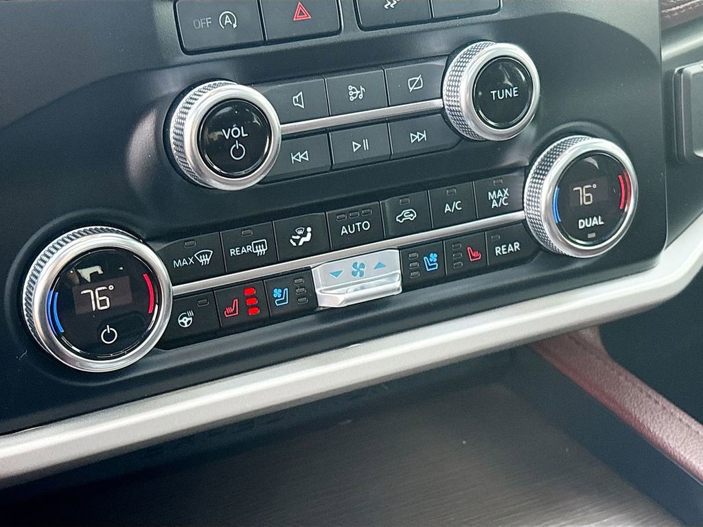 Used 2023 Ford Expedition Limited image 16