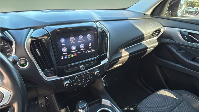 Used 2020 Chevrolet Traverse LT AWD/4WD image 24