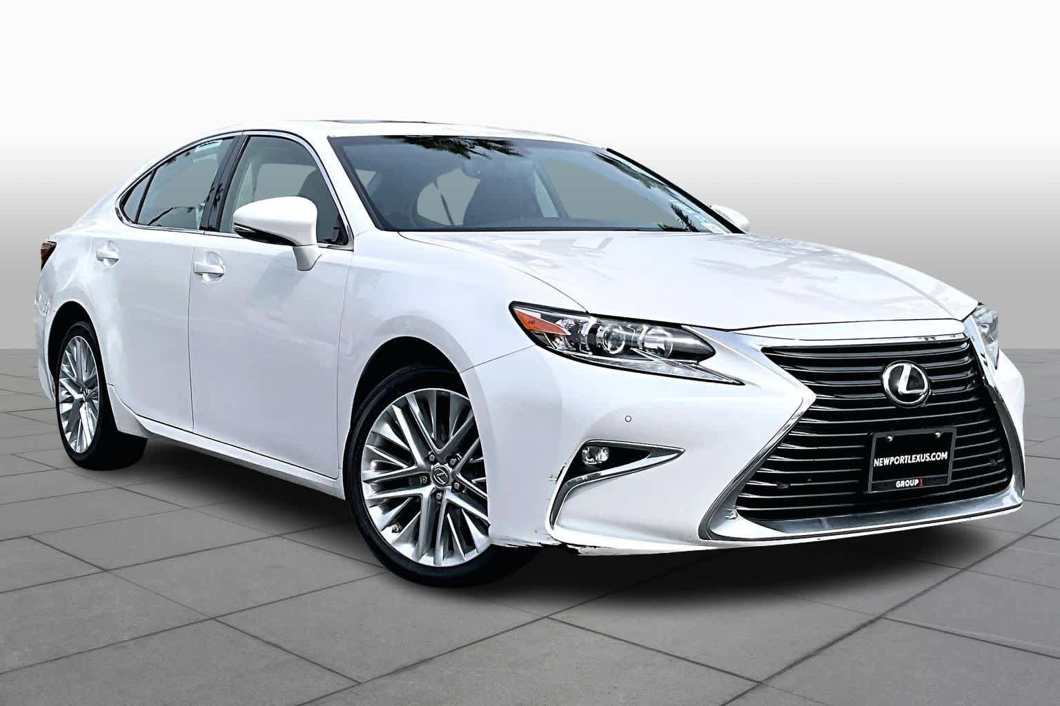 Used 2016 Lexus ES 350 w/ Navigation System Package video 2