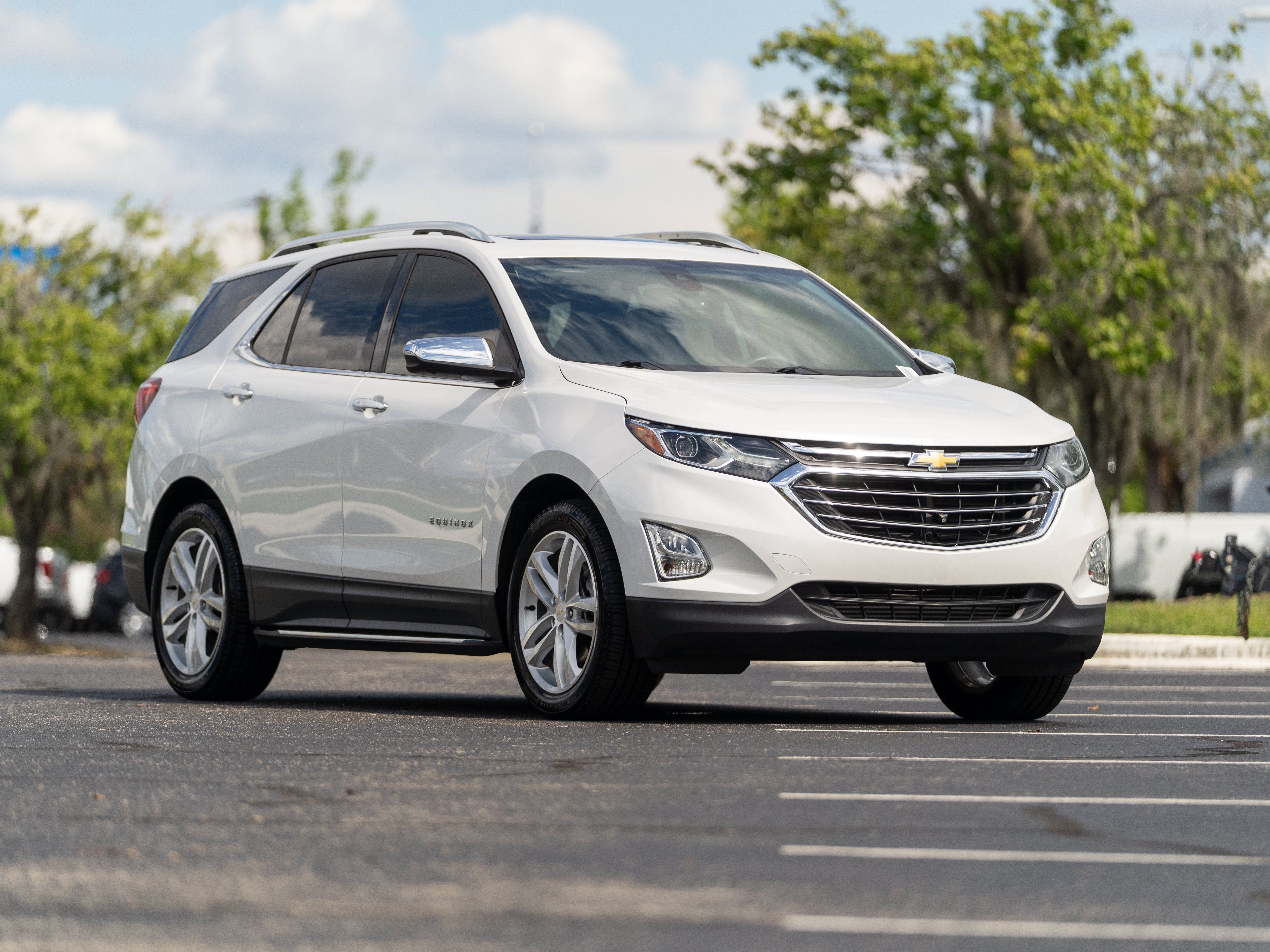 Used 2020 Chevrolet Equinox Premier FWD image 37