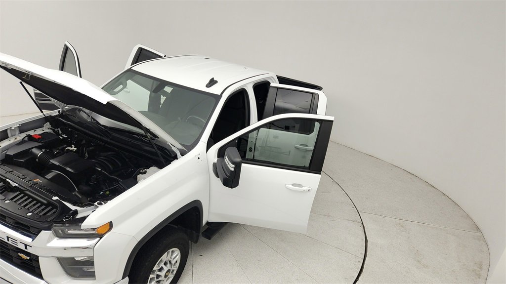 Used 2022 Chevrolet Silverado 2500 LT w/ Convenience Package image 42