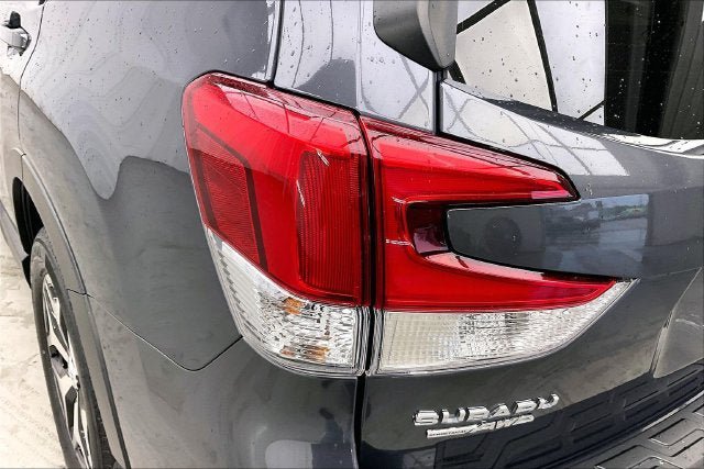 Used 2022 Subaru Forester Premium AWD/4WD image 27