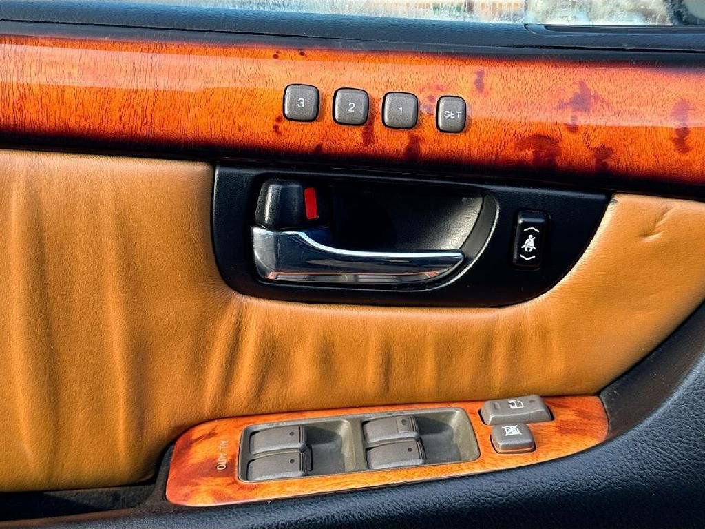 Used 2004 Lexus LS 430 image 20