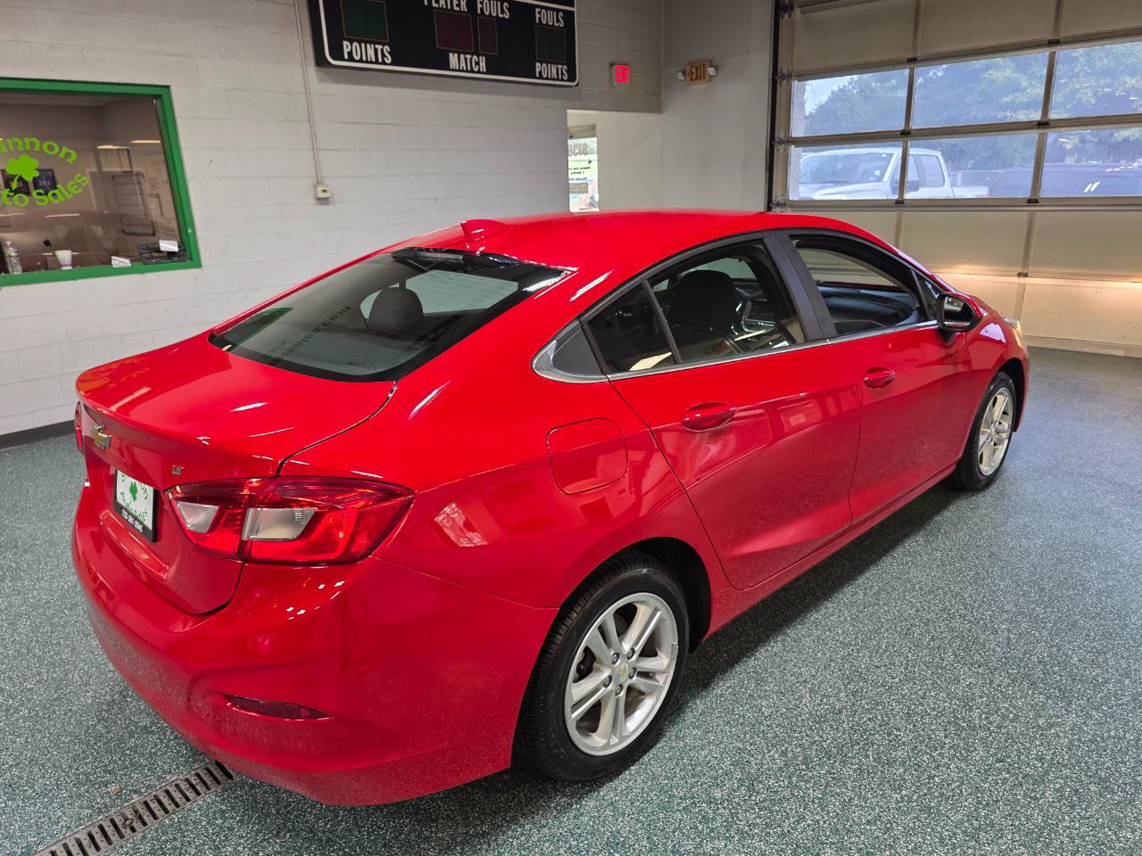 Used 2016 Chevrolet Cruze LT FWD image 6