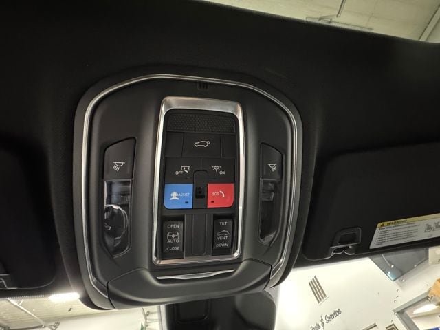 New 2026 Jeep Grand Cherokee Laredo X image 40