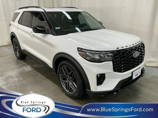 Used 2025 Ford Explorer ST w/ Sun And Sound Package AWD/4WD image 1