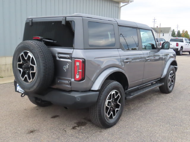 Used 2022 Ford Bronco Outer Banks AWD/4WD image 3