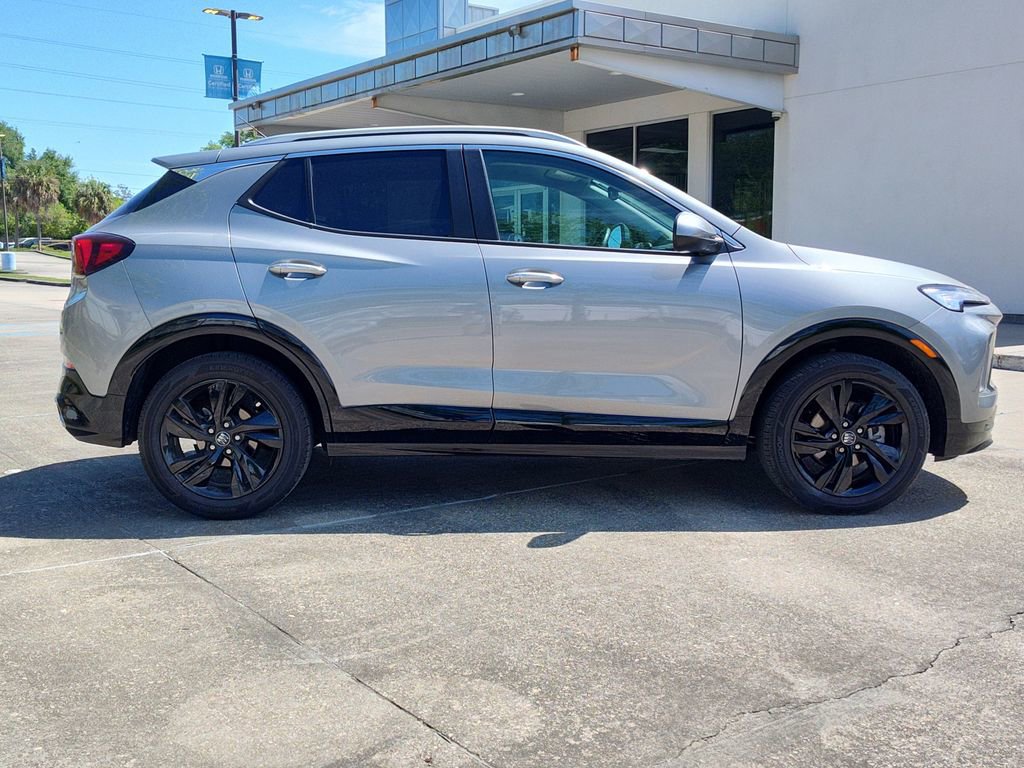 Used 2024 Buick Encore GX Sport Touring w/ Comfort Package image 12