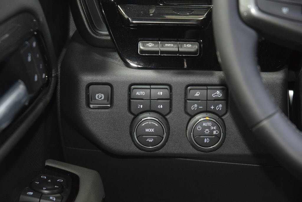 New 2026 Chevrolet Silverado 1500 ZR2 AWD/4WD image 39