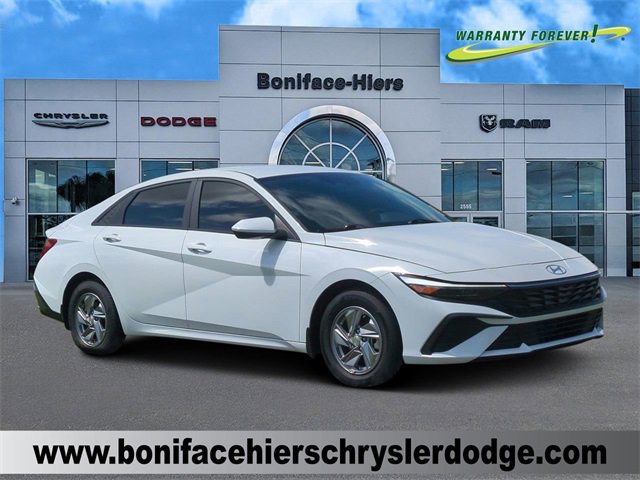 Used 2024 Hyundai Elantra SE