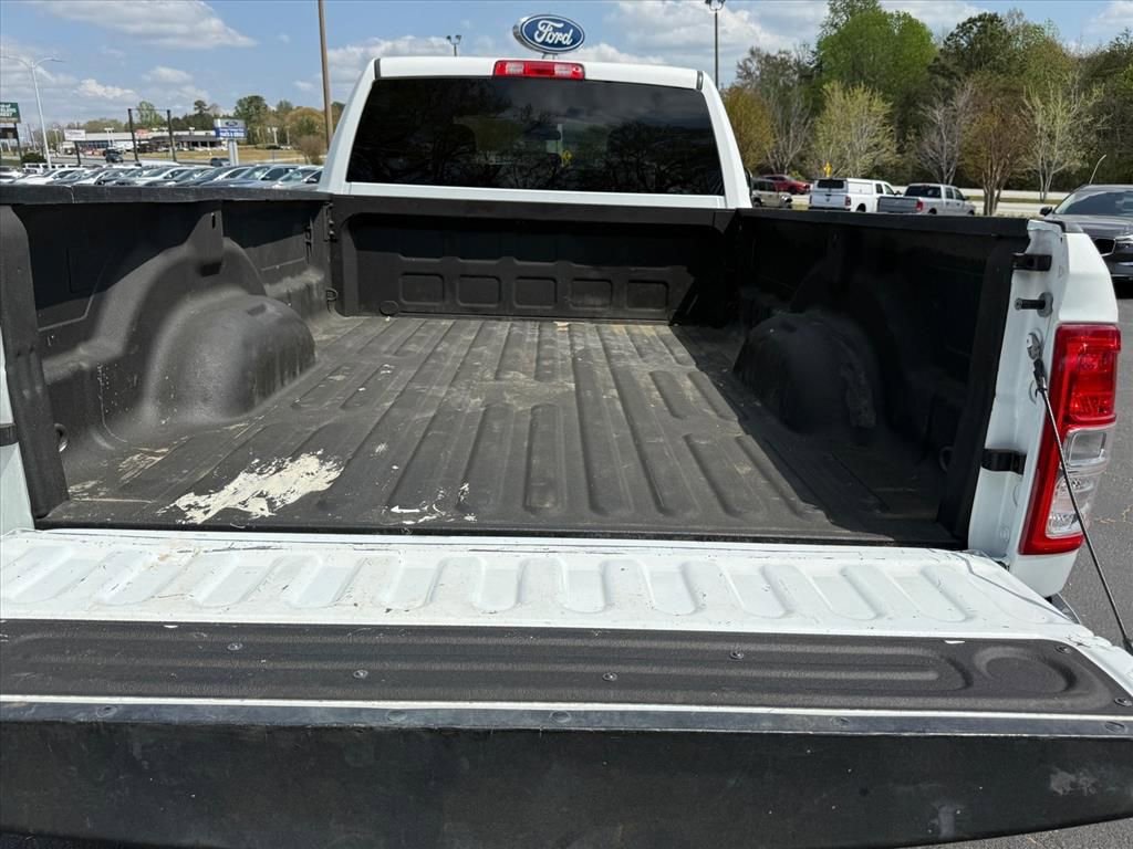 Used 2022 RAM 3500 Big Horn image 15