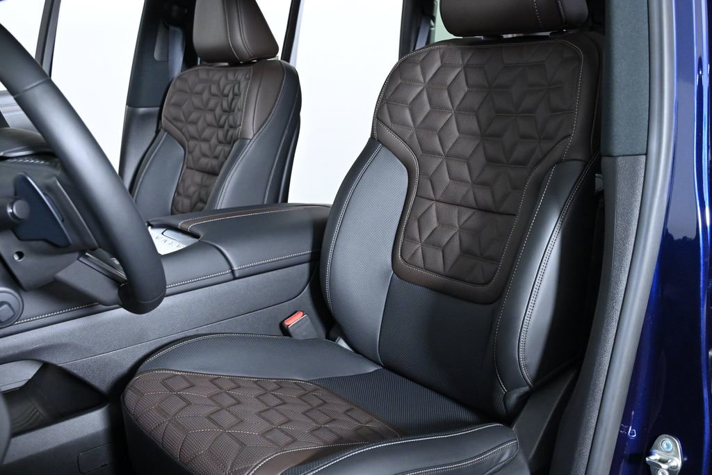 New 2026 Nissan Armada Platinum image 19