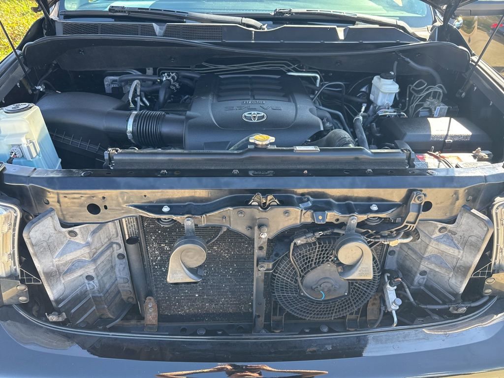 Used 2017 Toyota Sequoia Limited w/ Safety & Convenience Package image 25