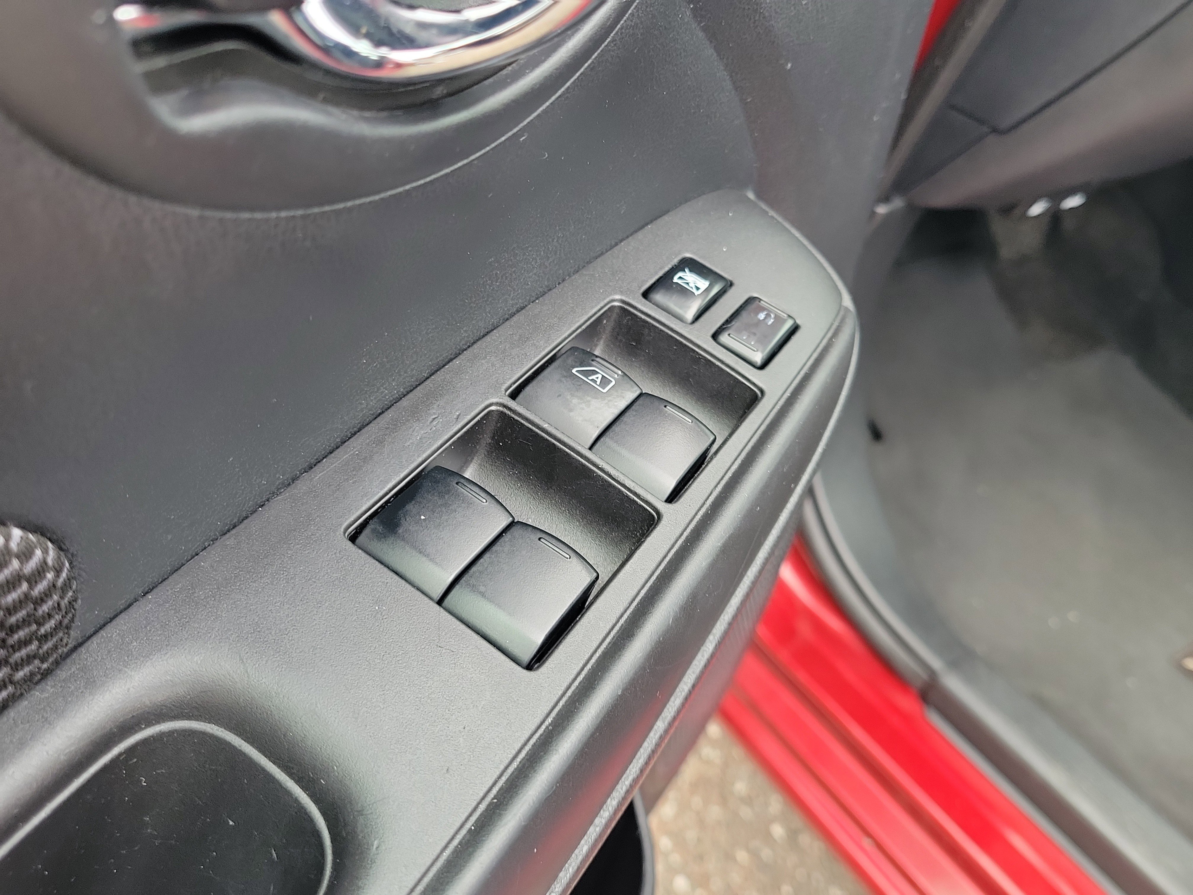 Used 2017 Nissan Versa SV image 20