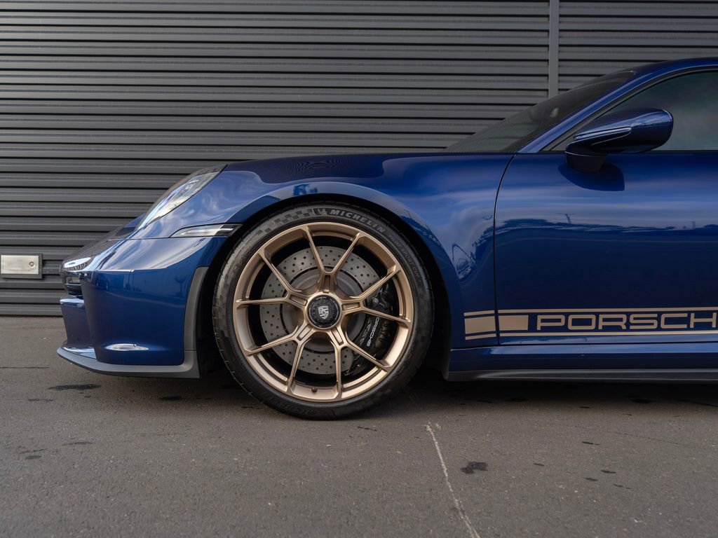 Used 2023 Porsche 911 GT3 image 12