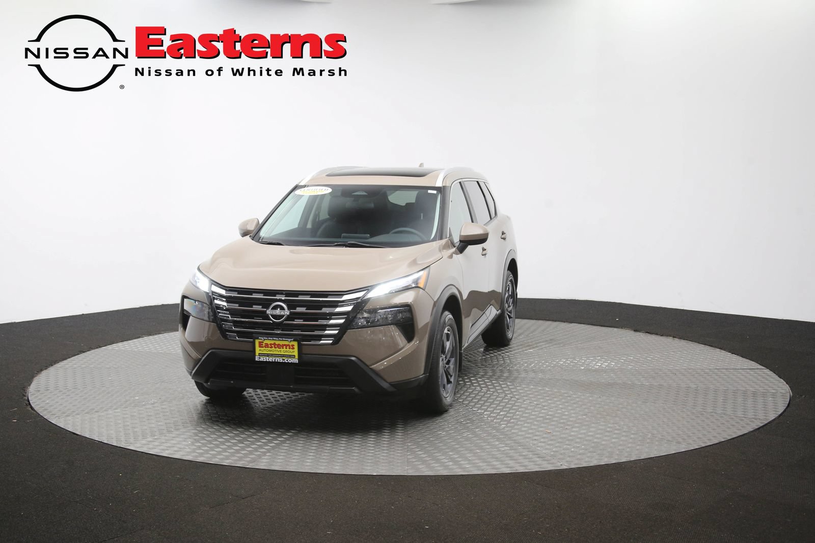 Used 2024 Nissan Rogue SV w/ SV Premium Package FWD image 53