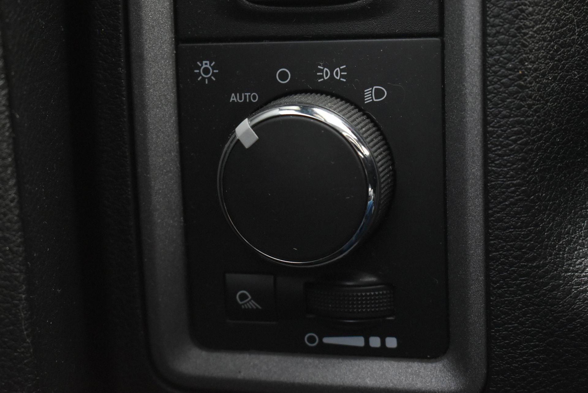 Used 2014 RAM 2500 Tradesman image 14