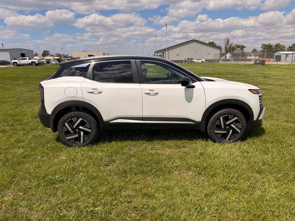 New 2026 Nissan Kicks SV w/ SV Premium Package FWD image 4