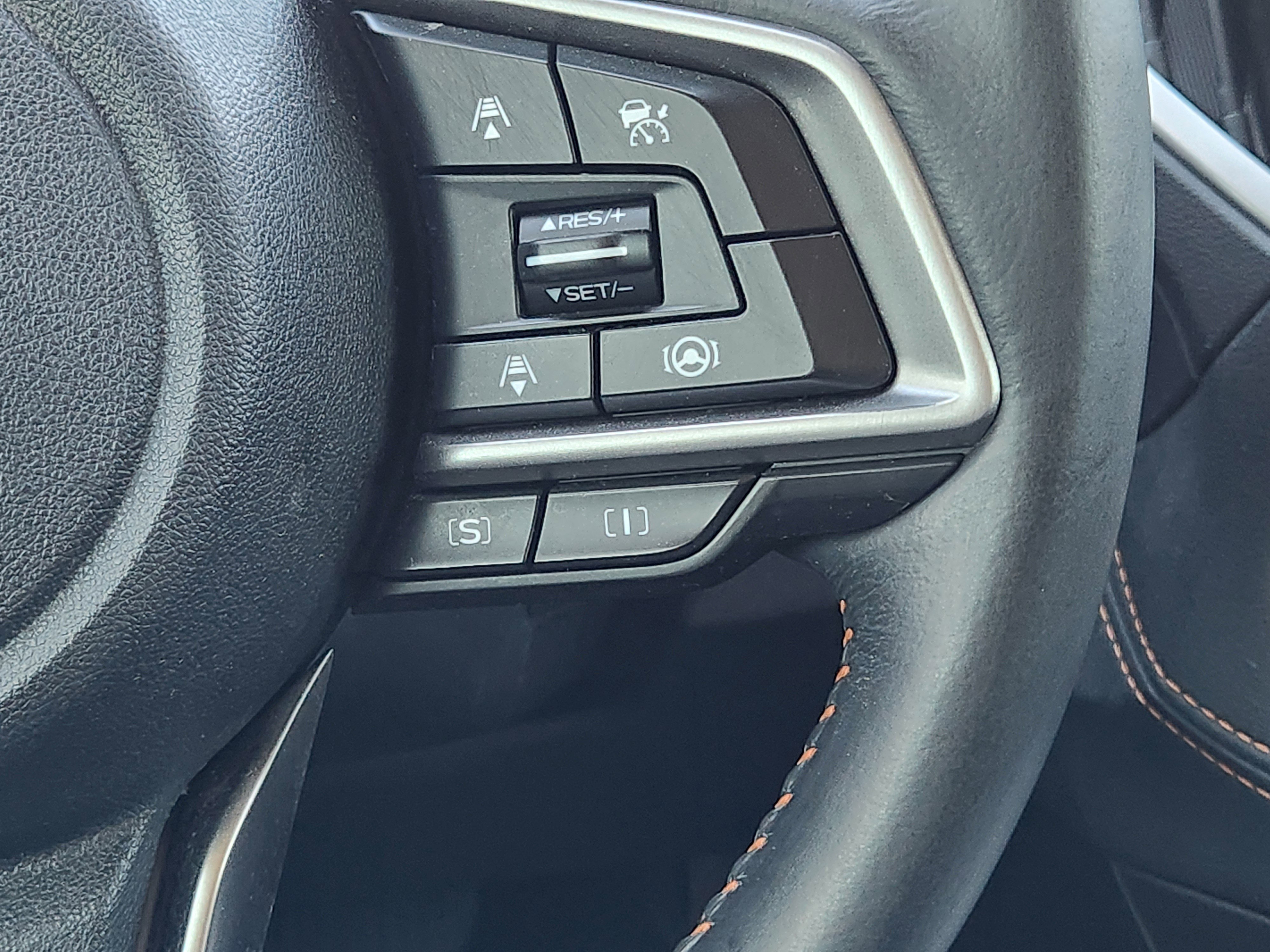 Used 2021 Subaru Crosstrek 2.0i Premium w/ Moonroof Package image 30