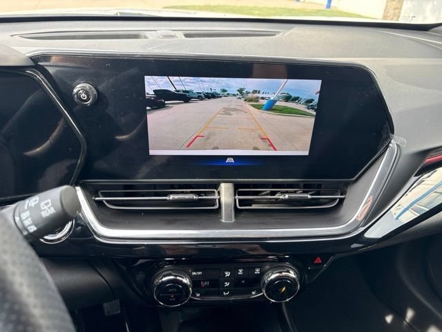 Used 2024 Chevrolet Trax RS w/ Driver Confidence Package FWD image 16