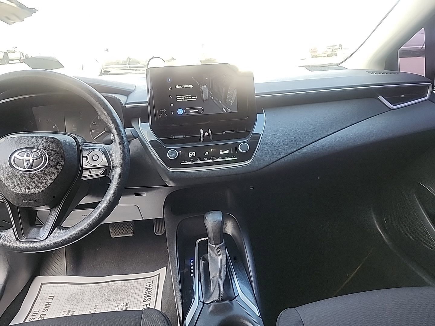 Used 2023 Toyota Corolla LE image 11