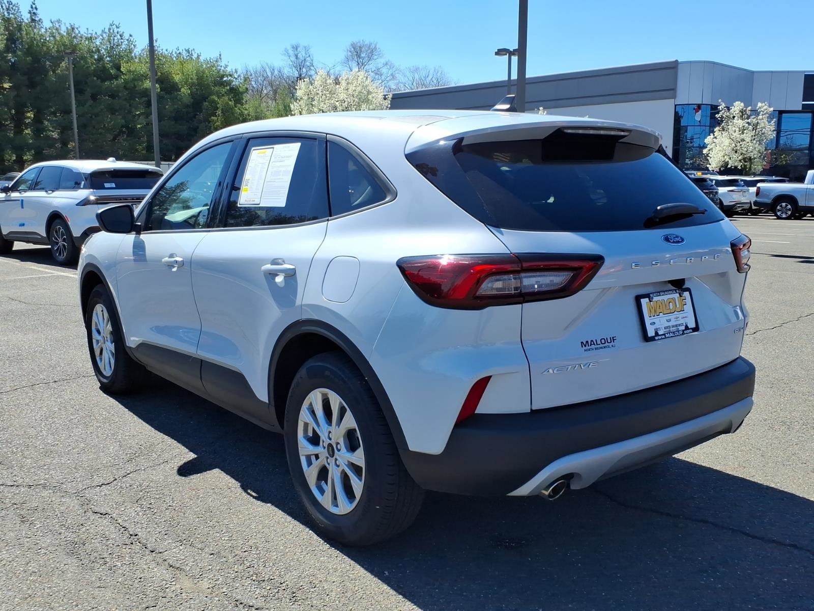 Used 2025 Ford Escape Active w/ Cold Weather Package AWD/4WD image 4