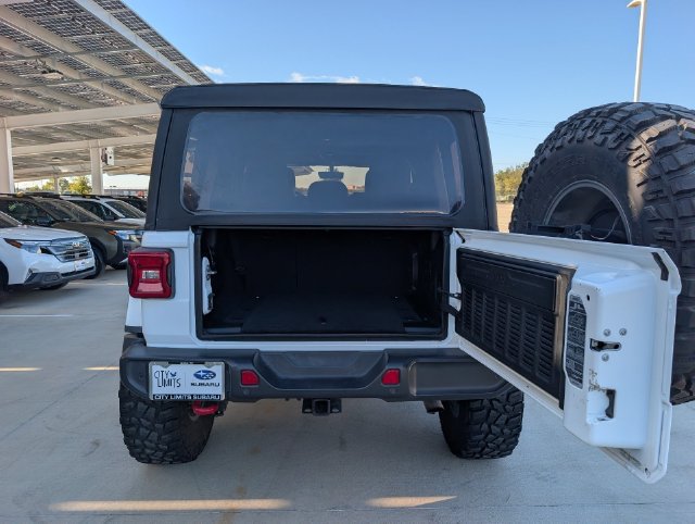 Used 2018 Jeep Wrangler Unlimited Rubicon AWD/4WD image 28
