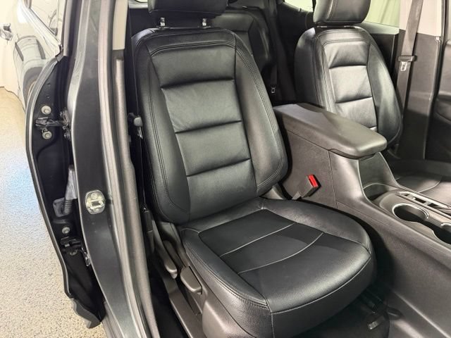 Used 2020 Chevrolet Equinox LT w/ Driver Convenience Package AWD/4WD image 21