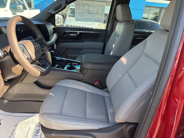 New 2026 Chevrolet Suburban Z71 w/ Comfort Package image 15