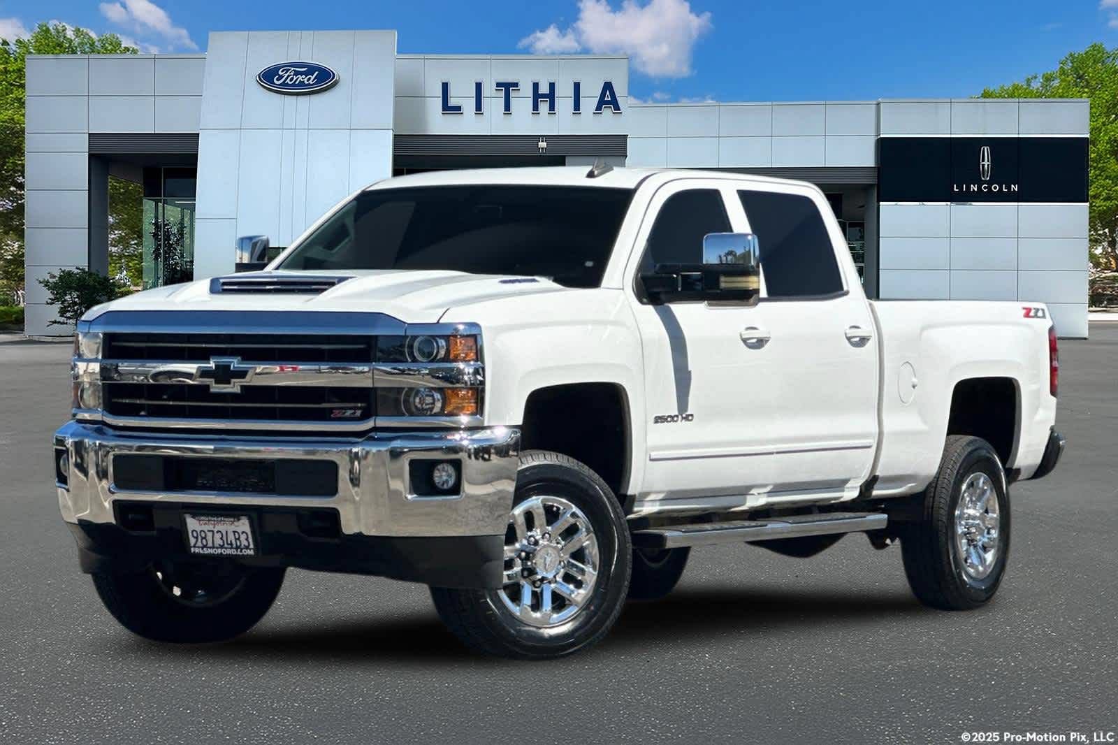 Used 2019 Chevrolet Silverado 2500 LT AWD/4WD image 1