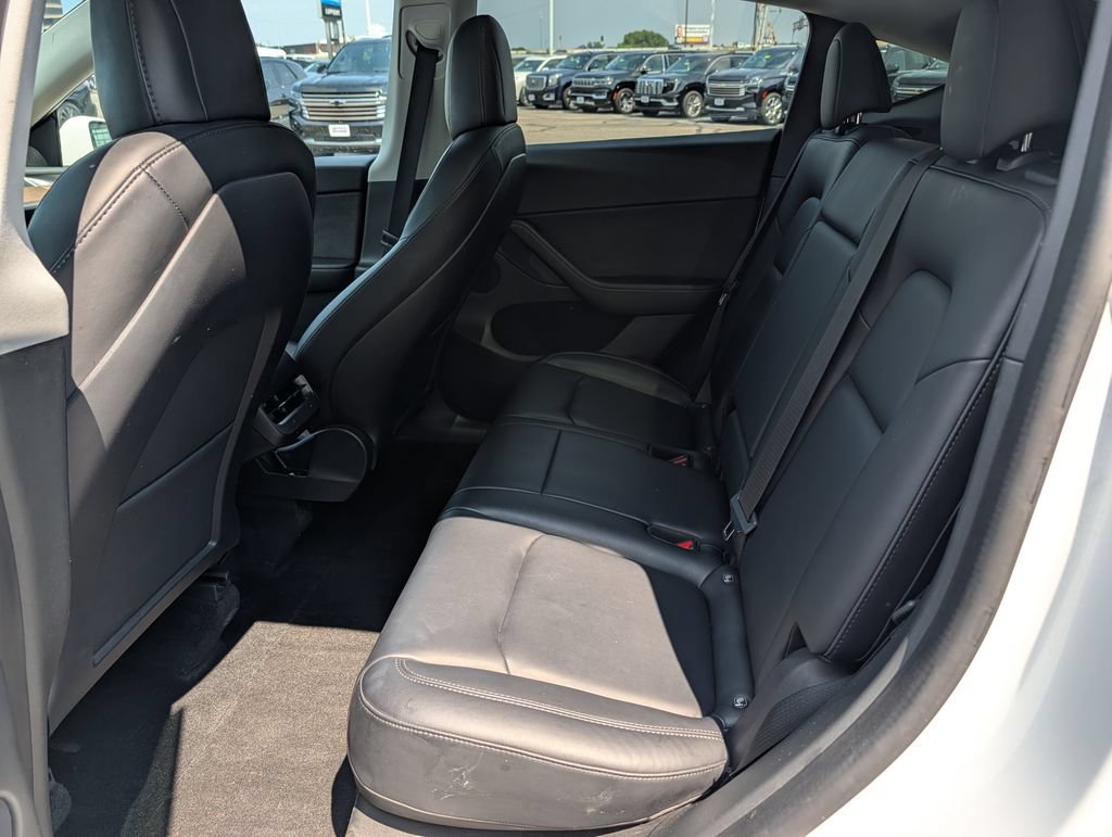 Used 2022 Tesla Model Y Performance AWD/4WD image 15