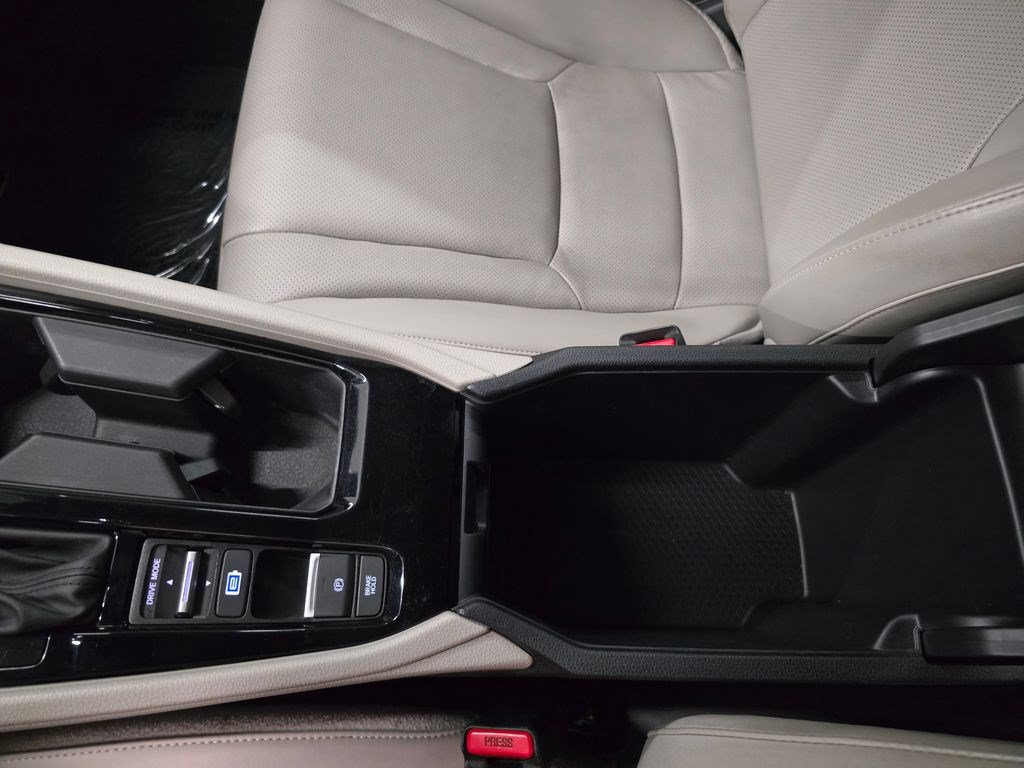 Used 2023 Honda Accord EX-L image 25