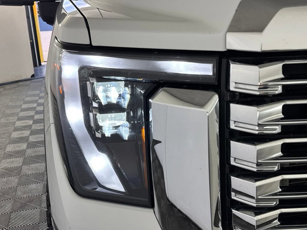 Used 2024 GMC Sierra 3500 Denali w/ Denali Reserve Package AWD/4WD image 51