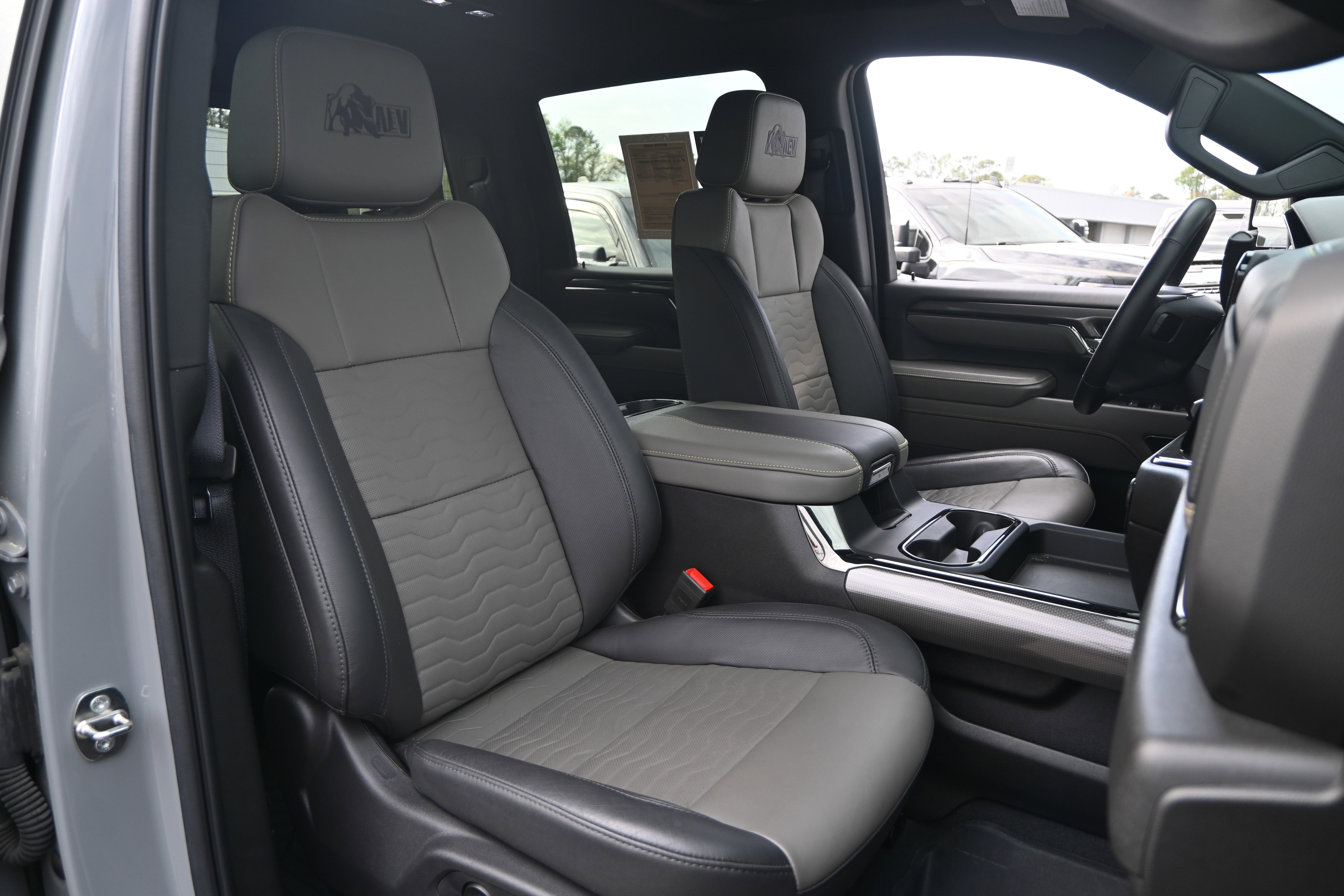 Used 2024 Chevrolet Silverado 2500 ZR2 w/ ZR2 Bison Edition image 18