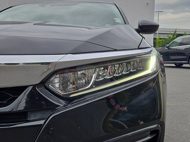 Used 2018 Honda Accord EX image 10
