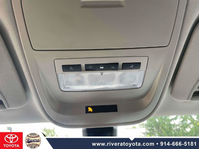 Used 2018 Chevrolet Colorado Z71 AWD/4WD image 32