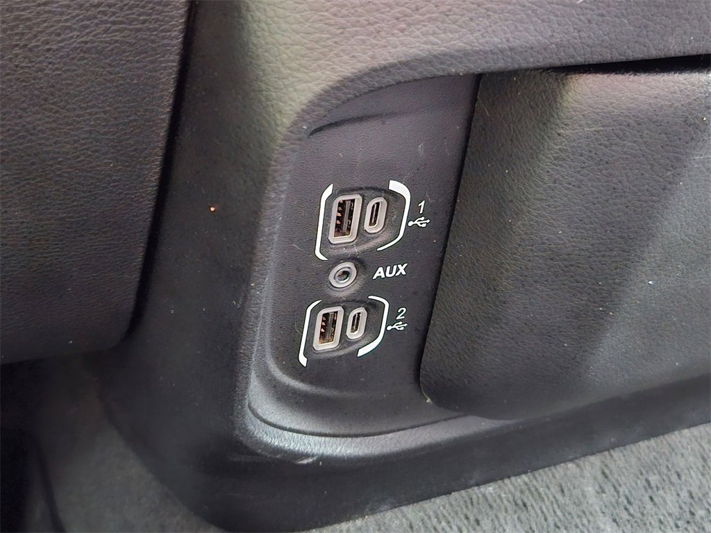 Certified 2021 RAM 1500 Laramie image 32