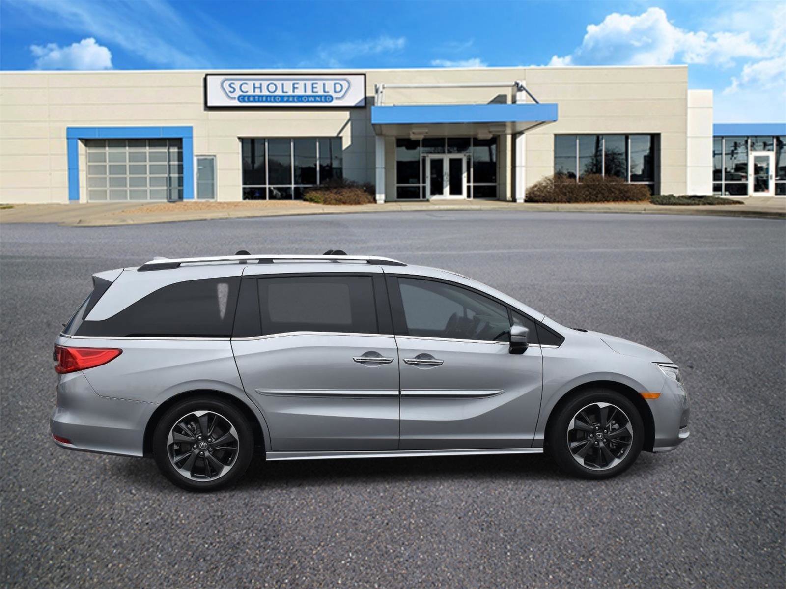 Used 2024 Honda Odyssey Elite image 2