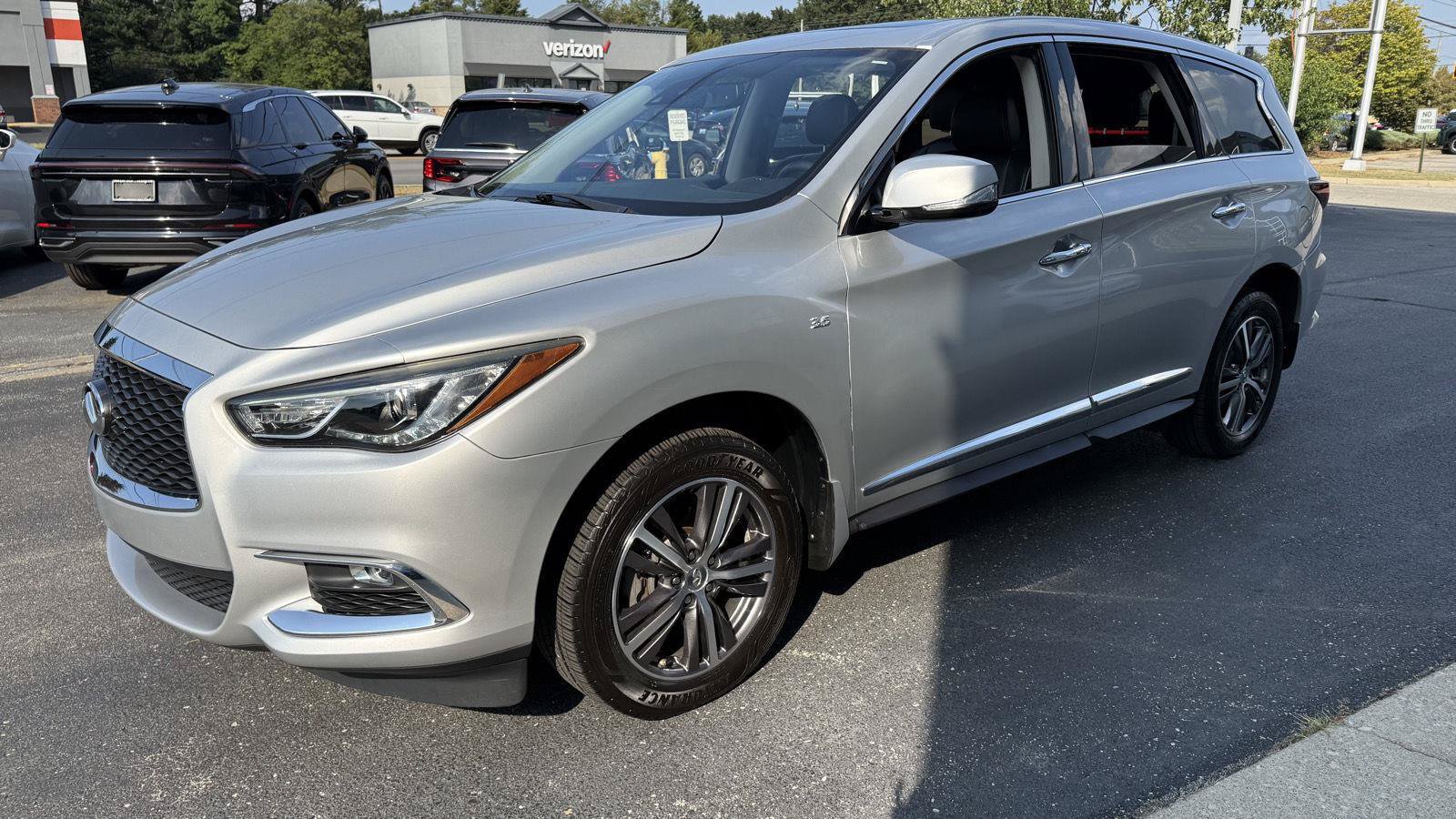 Used 2019 INFINITI QX60 Pure AWD/4WD image 6