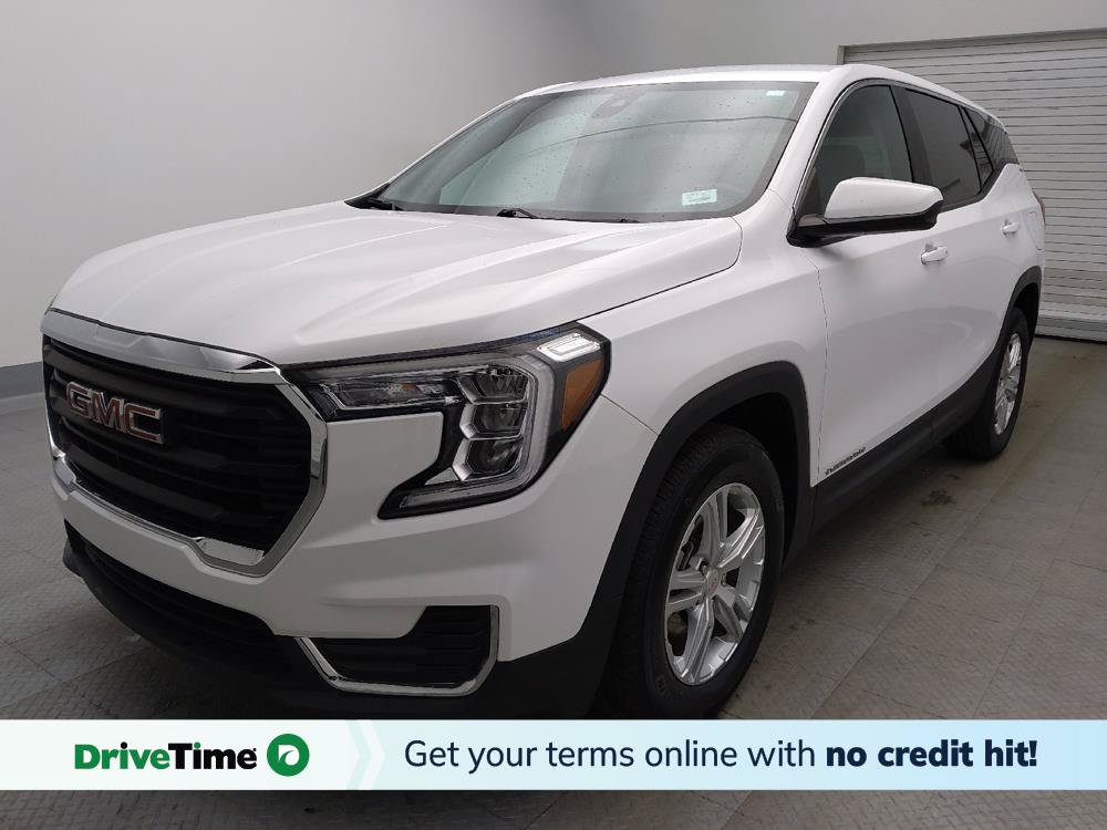 Used 2024 GMC Terrain SLE FWD image 1