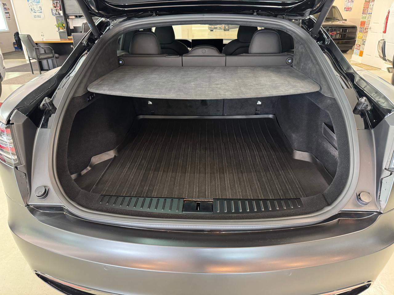 Used 2022 Tesla Model S Standard Range AWD/4WD image 21
