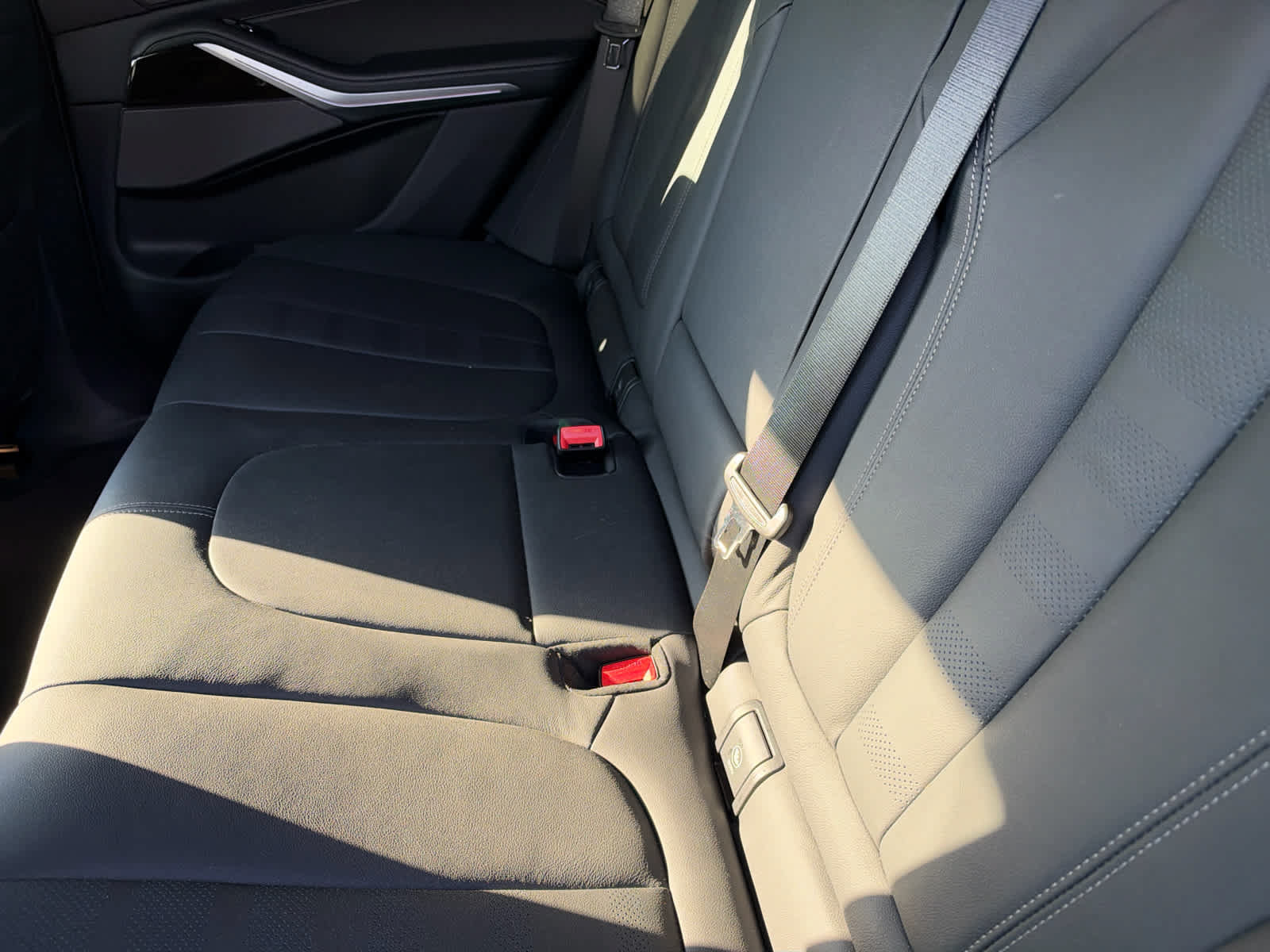 Used 2021 BMW X5 xDrive40i w/ Executive Package AWD/4WD image 9